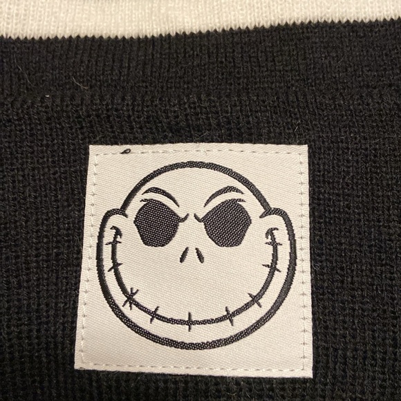 067 NWT Disney The Nightmare Before Christmas 2 Pack Black & Purple Beanie Set - Picture 7 of 10